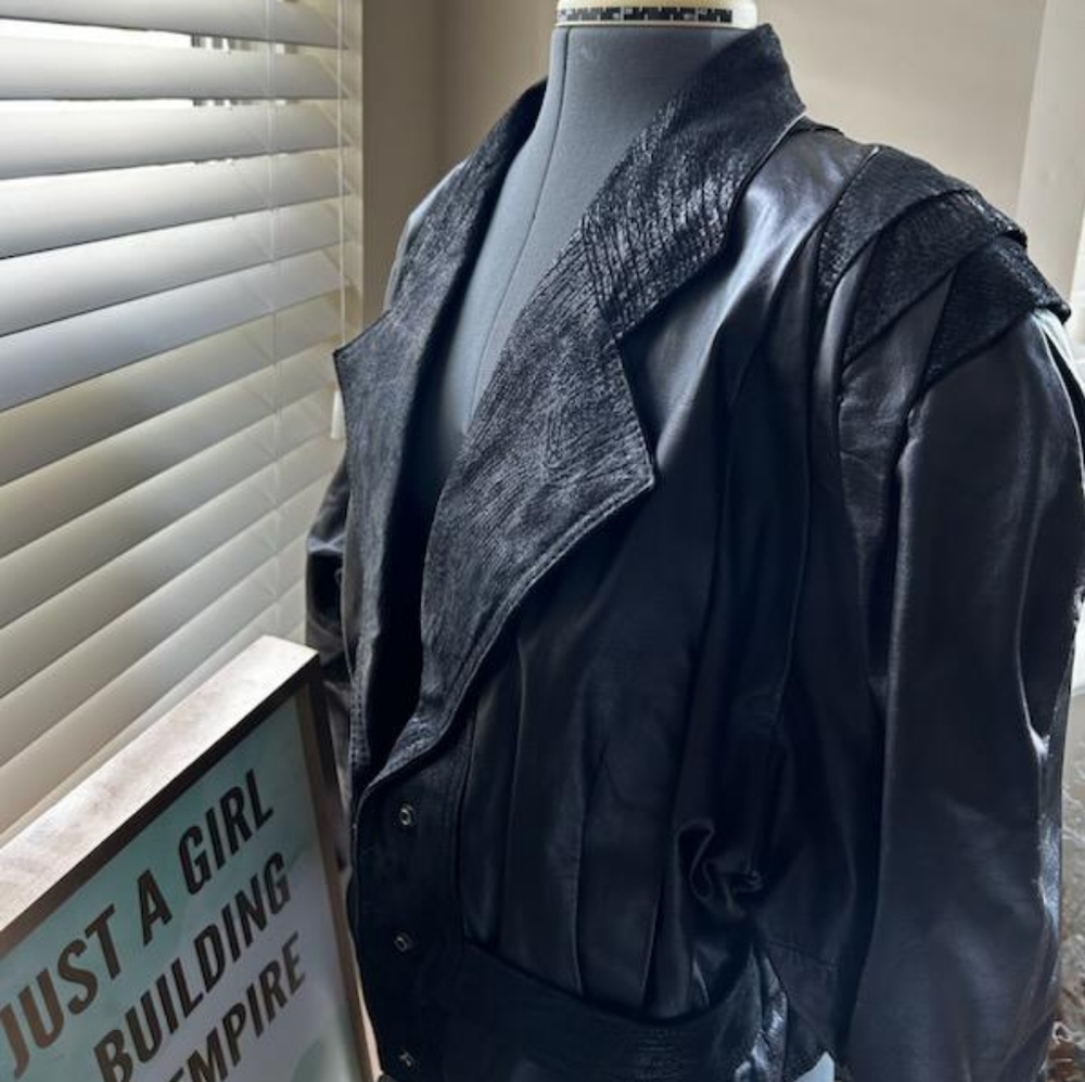 VTG 80's Black Leather jacket - Picture 8 of 11
